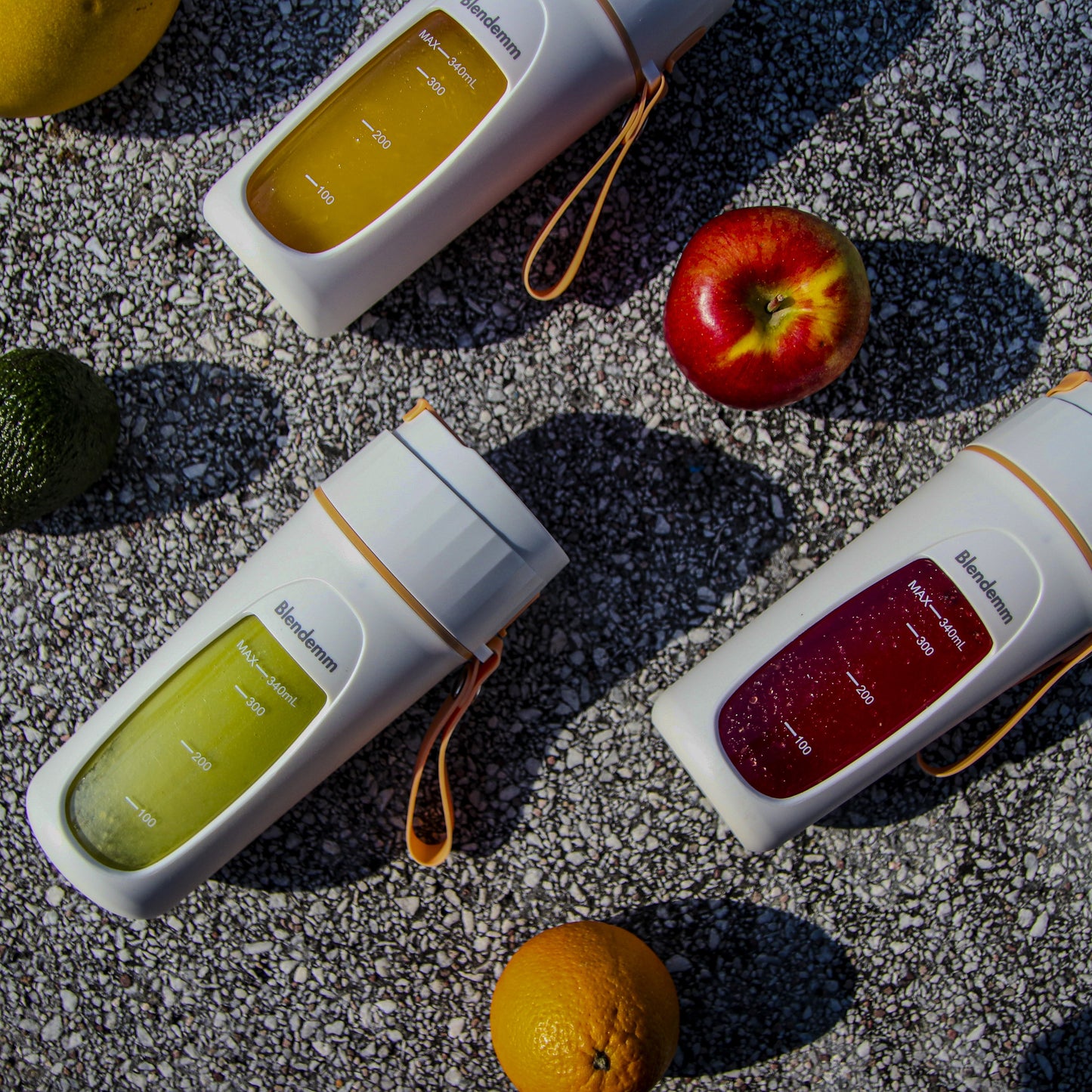 Drink Bottle Blender  and Apple