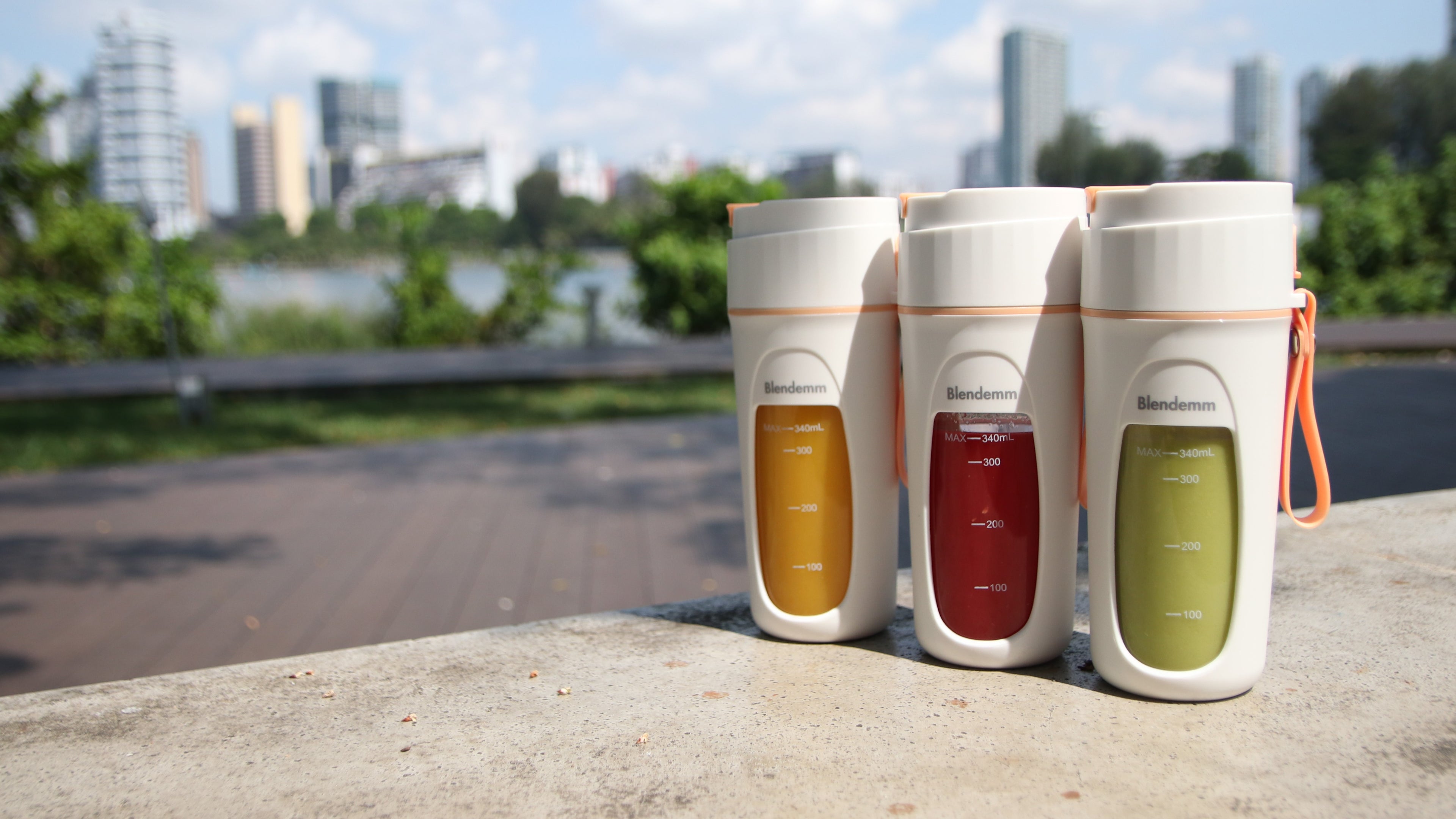 Healthy & Nutritious Smoothies - Portable Bottle Blenders Online